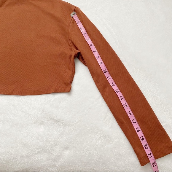 Burnt Orange Mock Turtleneck Ribbed Crop Top - Picture 4 of 7